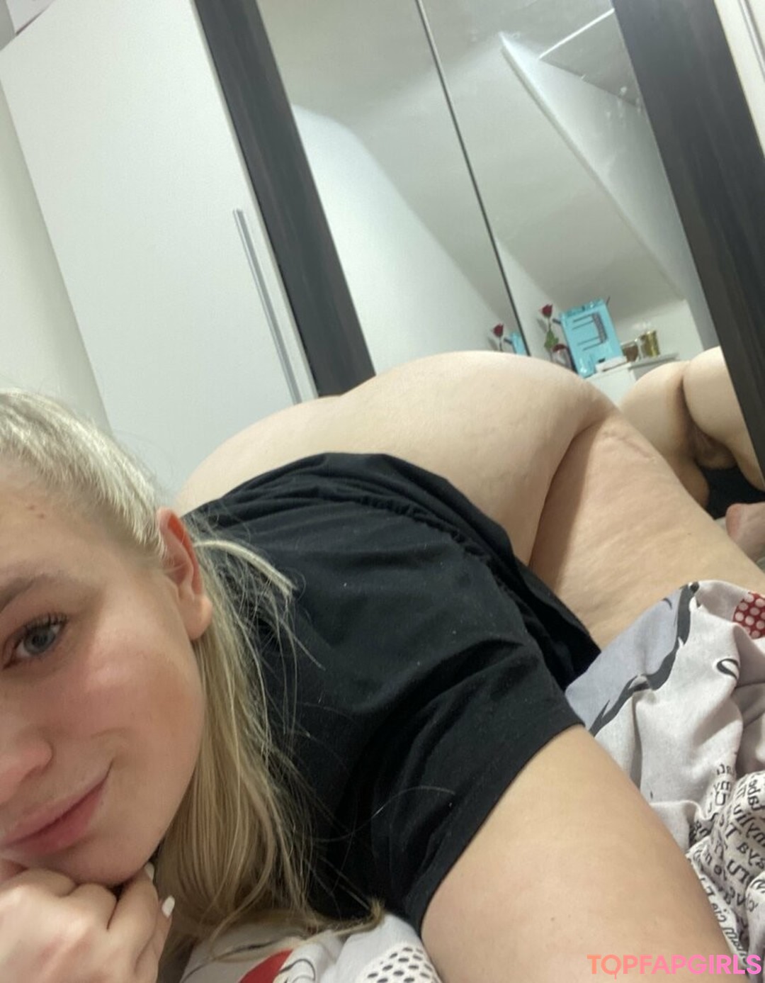 Foto desnuda filtrada de OnlyFans de Bootyassgirl #188 Foto desnuda filtrada de OnlyFans de Bootyassgirl #188