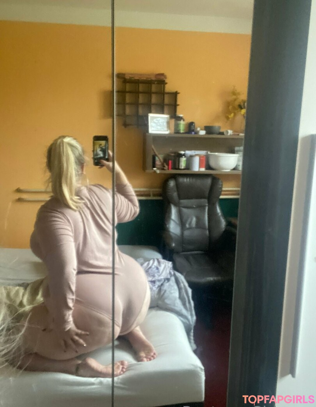 Foto desnuda filtrada de OnlyFans de Bootyassgirl #306 Foto desnuda filtrada de OnlyFans de Bootyassgirl #306