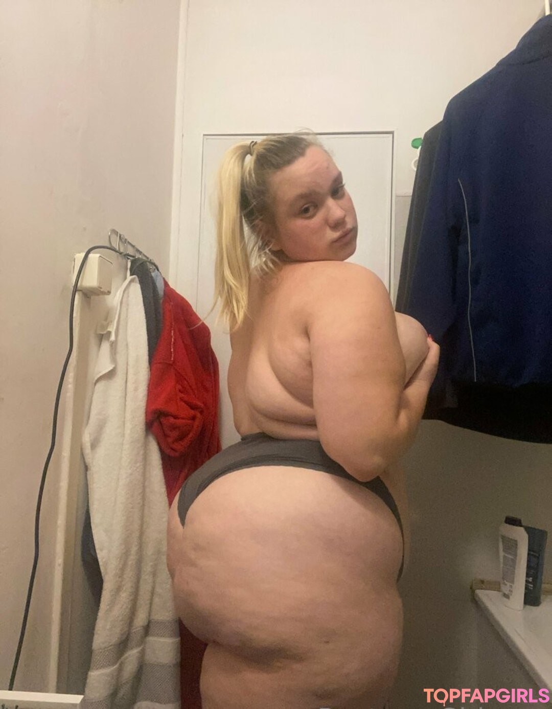 Foto desnuda filtrada de OnlyFans de Bootyassgirl #371 Foto desnuda filtrada de OnlyFans de Bootyassgirl #371