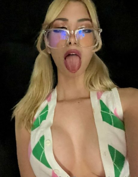 Deborha4