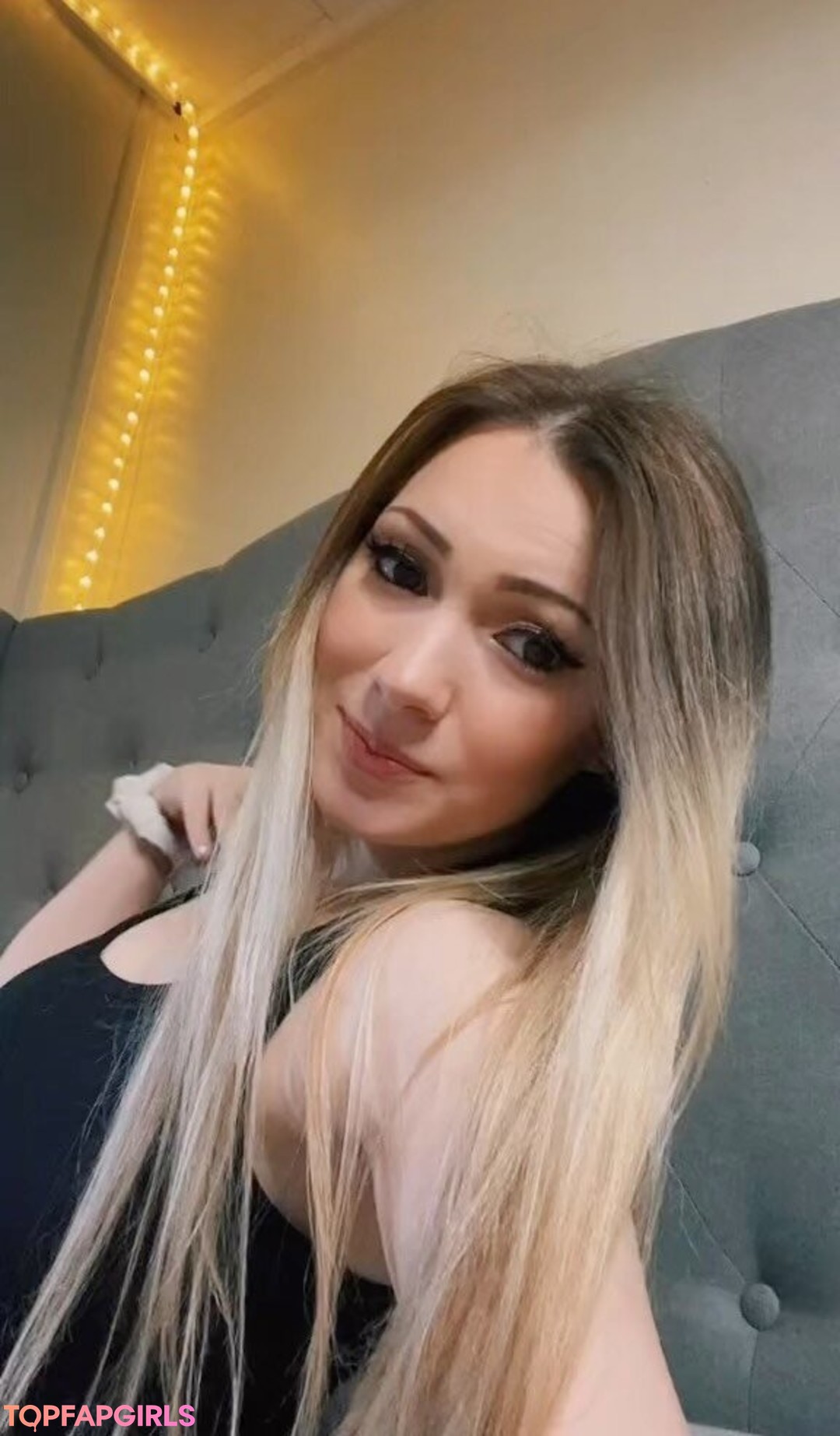 Foto desnuda filtrada de OnlyFans de Little Momma #26 Foto desnuda filtrada de OnlyFans de Little Momma #26