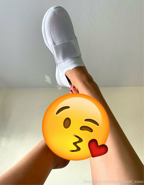 Sofiasfeetxoxo
