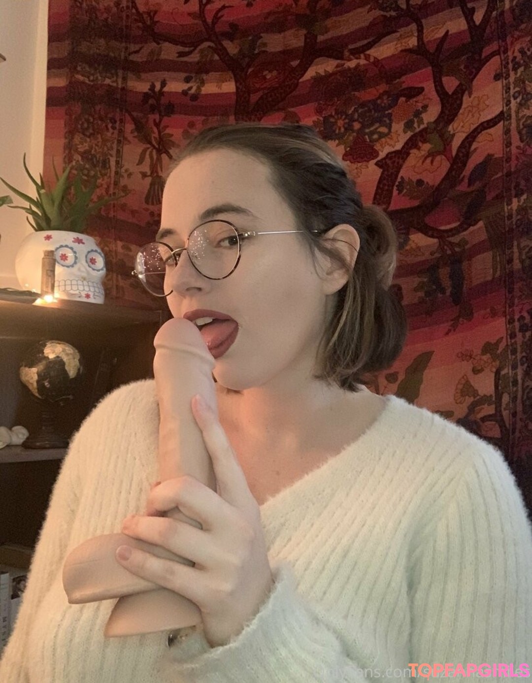 Foto desnuda filtrada de OnlyFans de Suzannasmiles #16 Foto desnuda filtrada de OnlyFans de Suzannasmiles #16