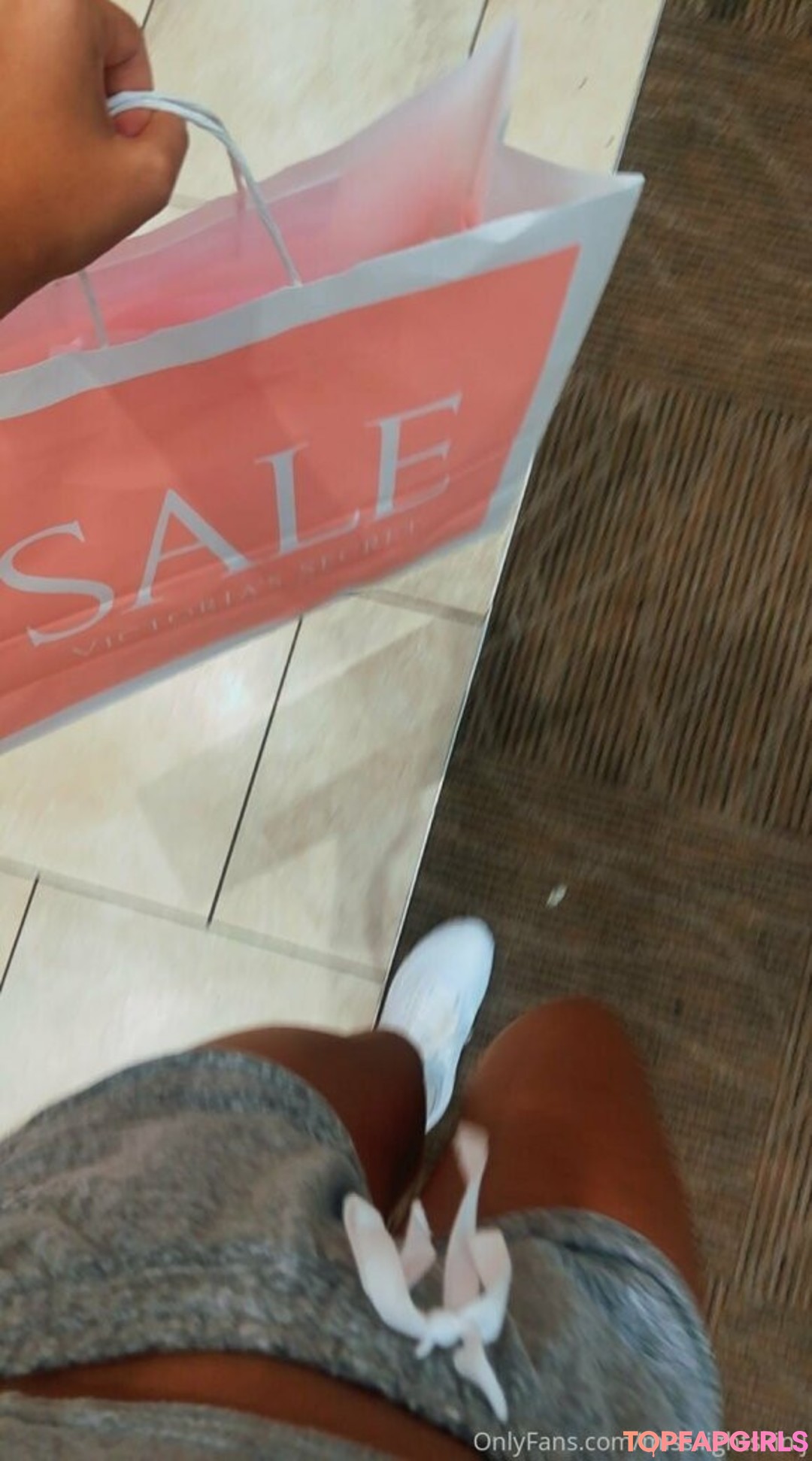 Foto desnuda filtrada de OnlyFans de Misslightskinj #17 Foto desnuda filtrada de OnlyFans de Misslightskinj #17