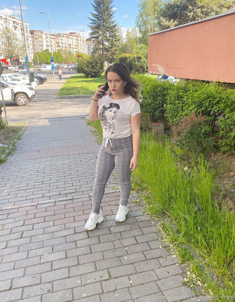 Dayanna_sweet_free