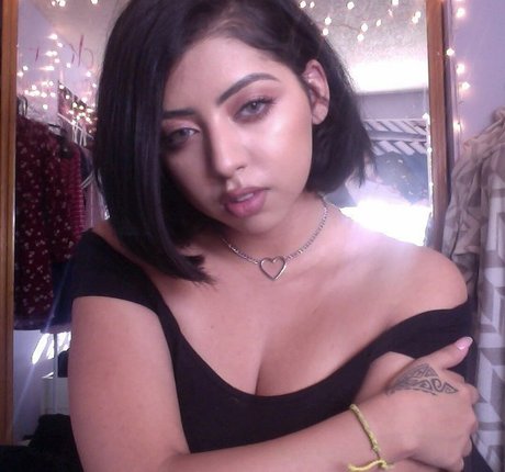Foto desnuda filtrada de OnlyFans de Sadd Pup