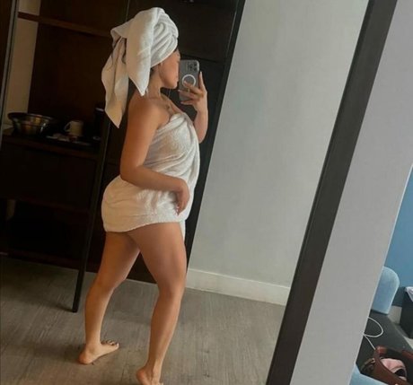 Foto desnuda filtrada de OnlyFans de Branisis Colina