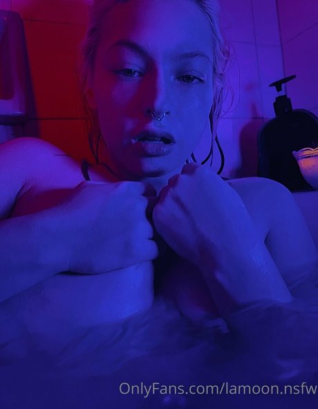 Lamoon.nsfw