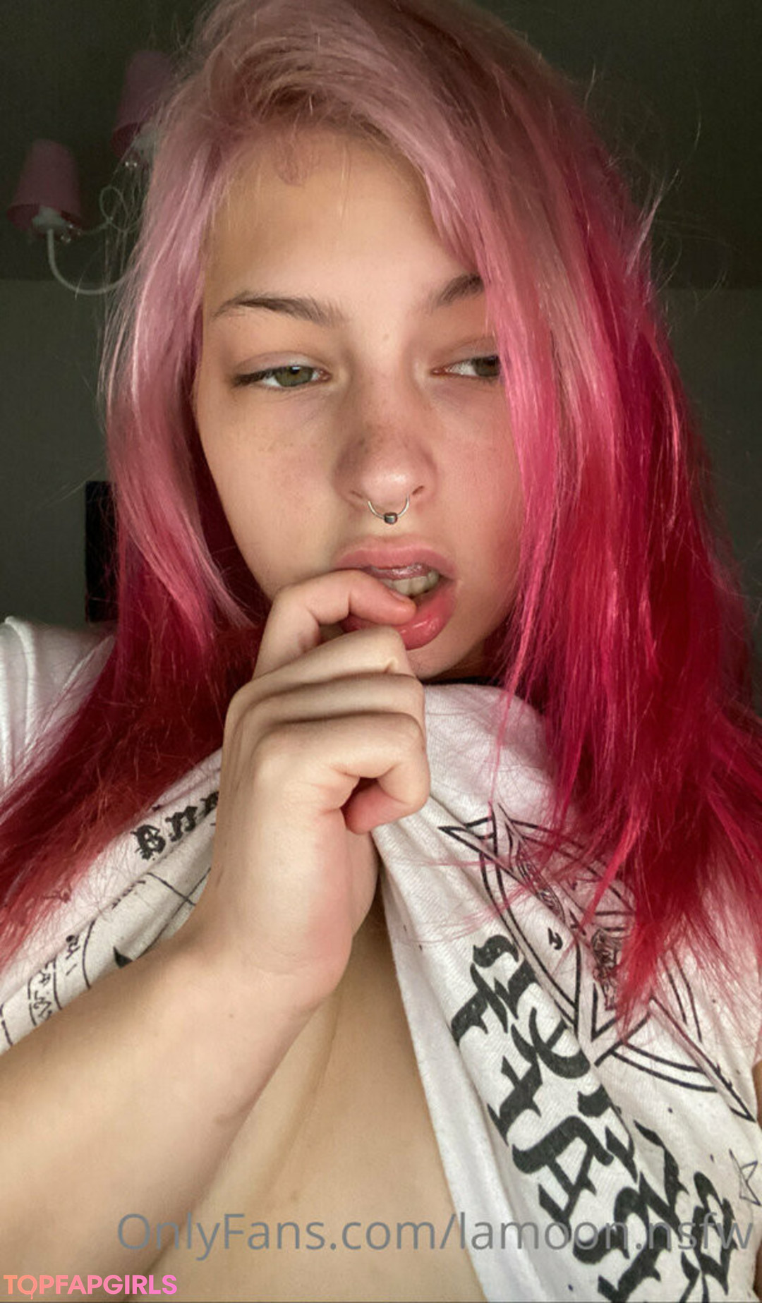 Foto desnuda filtrada de OnlyFans de Lamoonnsfw #87 Foto desnuda filtrada de OnlyFans de Lamoonnsfw #87