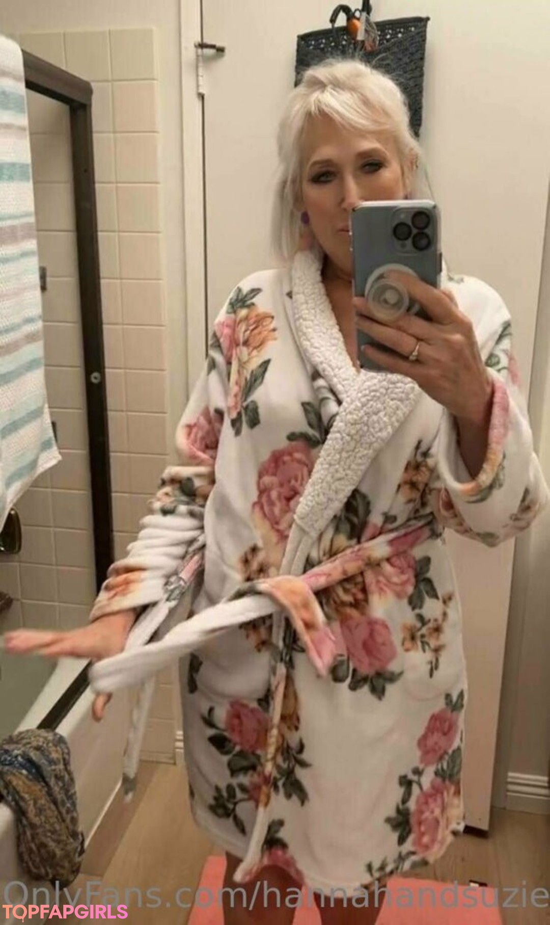 Foto desnuda filtrada de OnlyFans de Hannahandsuzie #102 Foto desnuda filtrada de OnlyFans de Hannahandsuzie #102