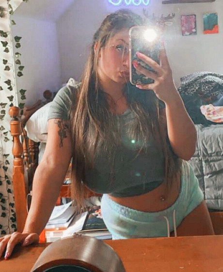 Foto desnuda filtrada de OnlyFans de Lauren Risotti