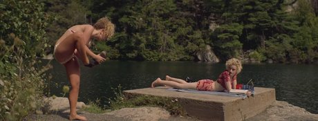 Julia Garner