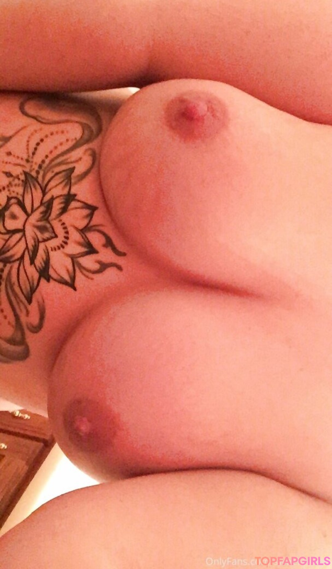 Foto desnuda filtrada de OnlyFans de Sweetarches #5 Foto desnuda filtrada de OnlyFans de Sweetarches #5