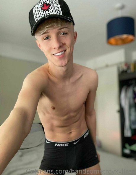 Handsometroyxxlfree