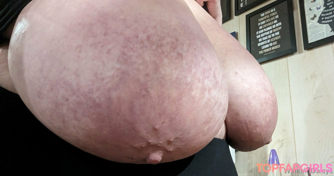 Foto desnuda filtrada de OnlyFans de Winkingdaisys #157 Foto desnuda filtrada de OnlyFans de Winkingdaisys #157