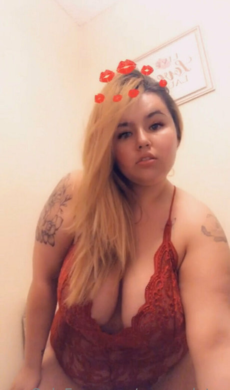 Foto desnuda filtrada de OnlyFans de Wiickedlotus