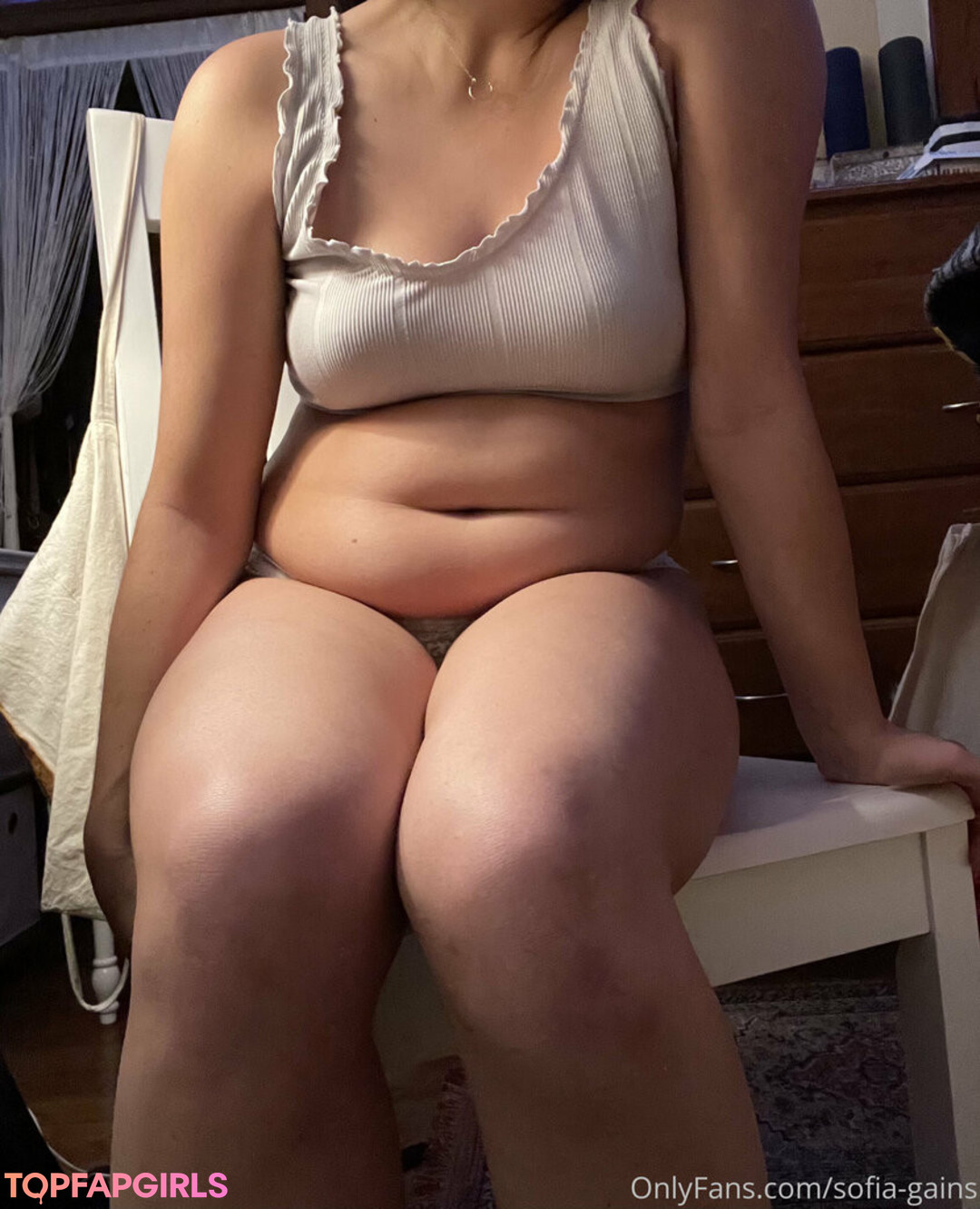 Foto desnuda filtrada de OnlyFans de Sofiagains #69 Foto desnuda filtrada de OnlyFans de Sofiagains #69