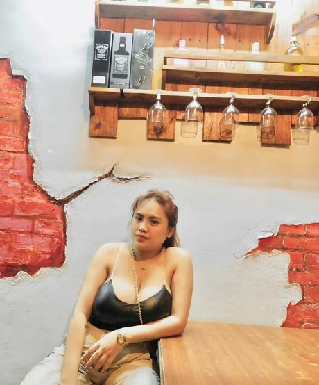Foto desnuda filtrada de OnlyFans de Joycen Artus