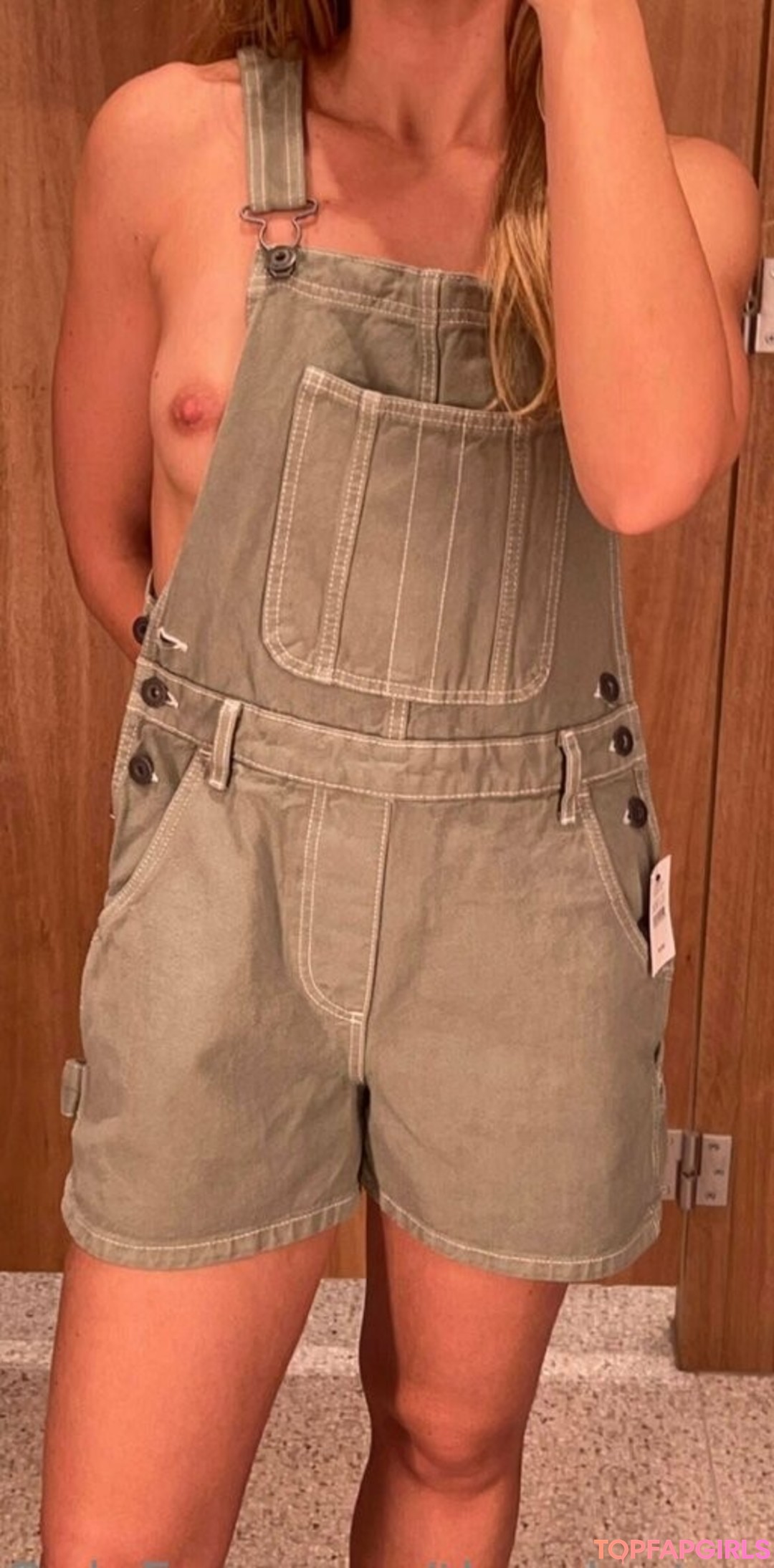 Foto desnuda filtrada de OnlyFans de Thedoctorhotwife #31 Foto desnuda filtrada de OnlyFans de Thedoctorhotwife #31