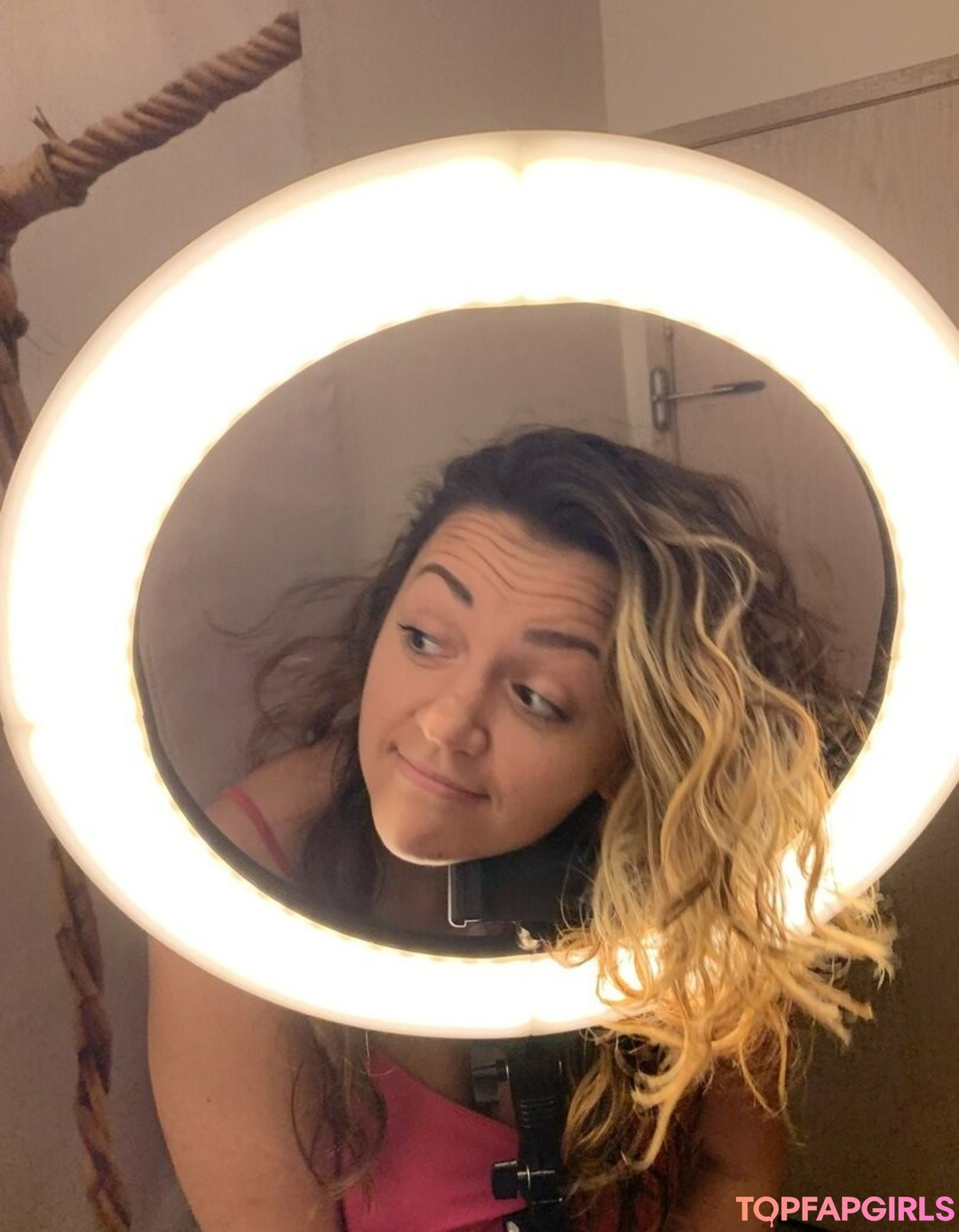 Foto desnuda filtrada de OnlyFans de Mamacabbagevip #67 Foto desnuda filtrada de OnlyFans de Mamacabbagevip #67