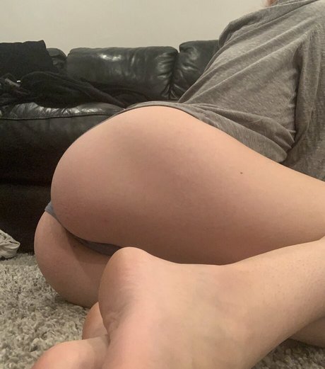 Foto desnuda filtrada de OnlyFans de Heyminu