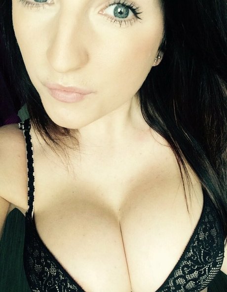 Foto desnuda filtrada de OnlyFans de Sophiaashley