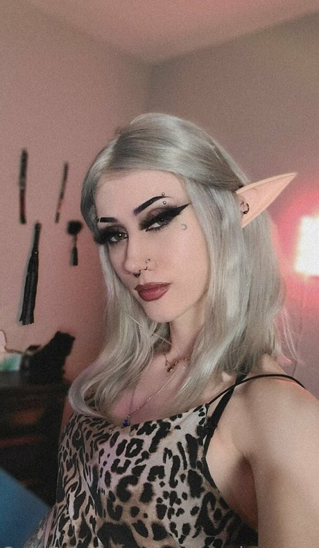 Sabrinadraconiafree