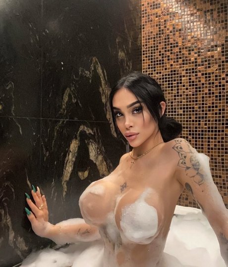 Sara Luna