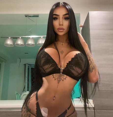 Sara Luna