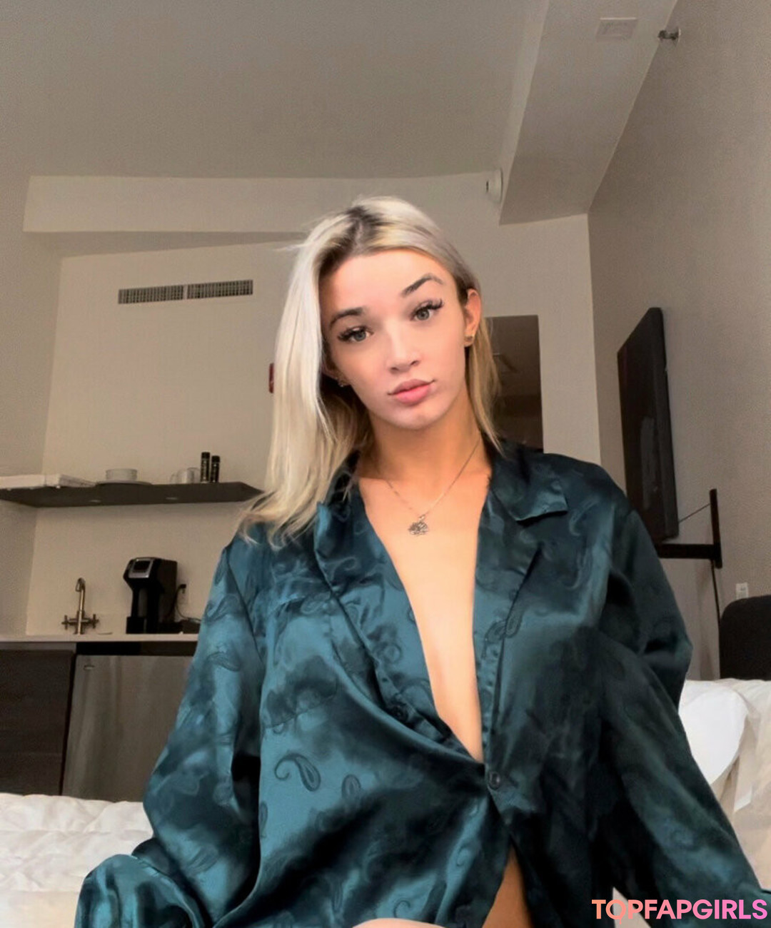 Foto desnuda filtrada de OnlyFans de Stellasamore #155 Foto desnuda filtrada de OnlyFans de Stellasamore #155