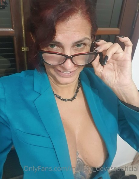 Melissa_devassaoficial