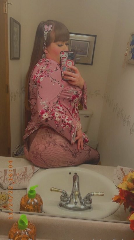 Foto desnuda filtrada de OnlyFans de Smolstarfairy