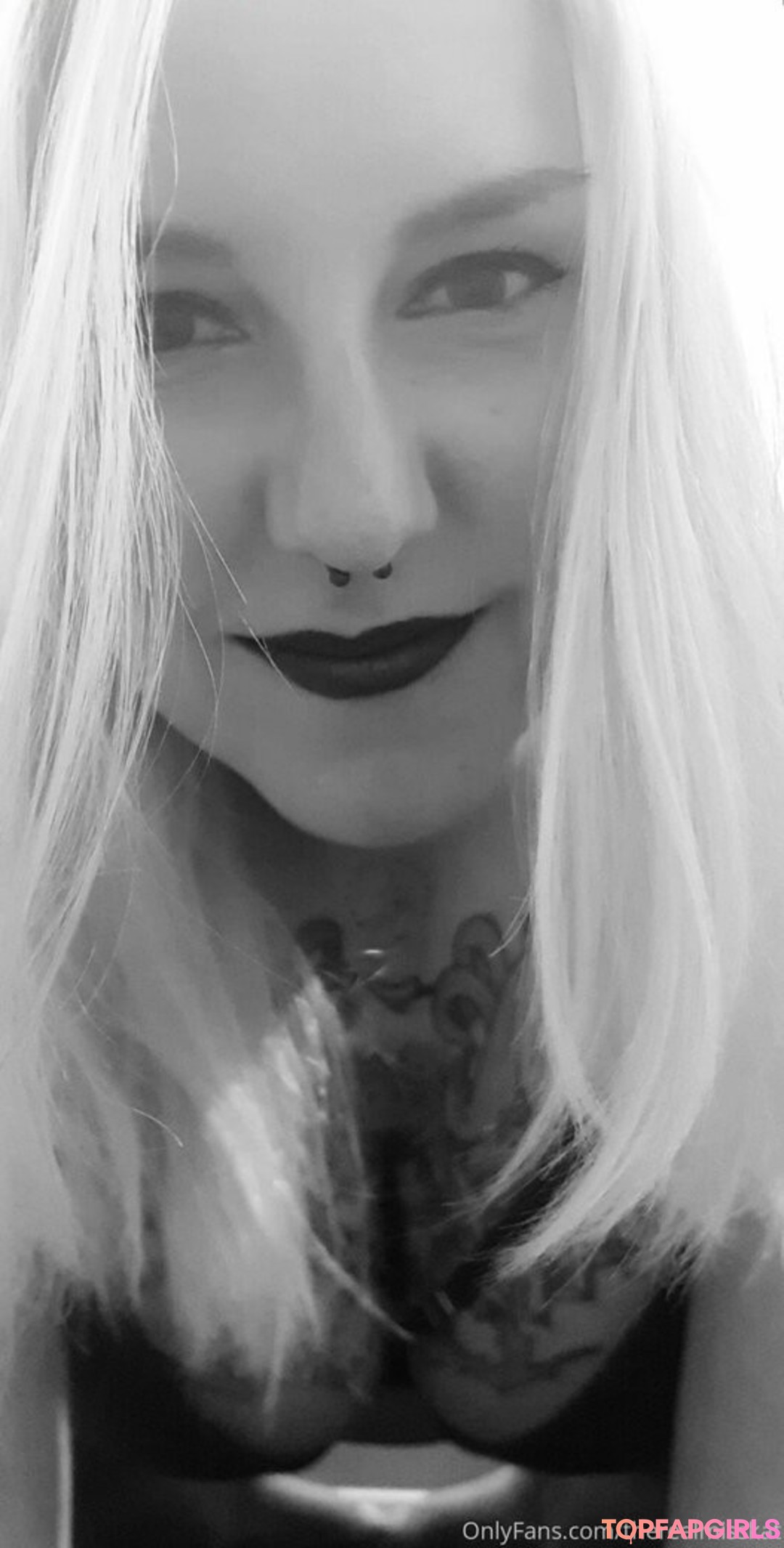 Foto desnuda filtrada de OnlyFans de Therealmisskat #149 Foto desnuda filtrada de OnlyFans de Therealmisskat #149