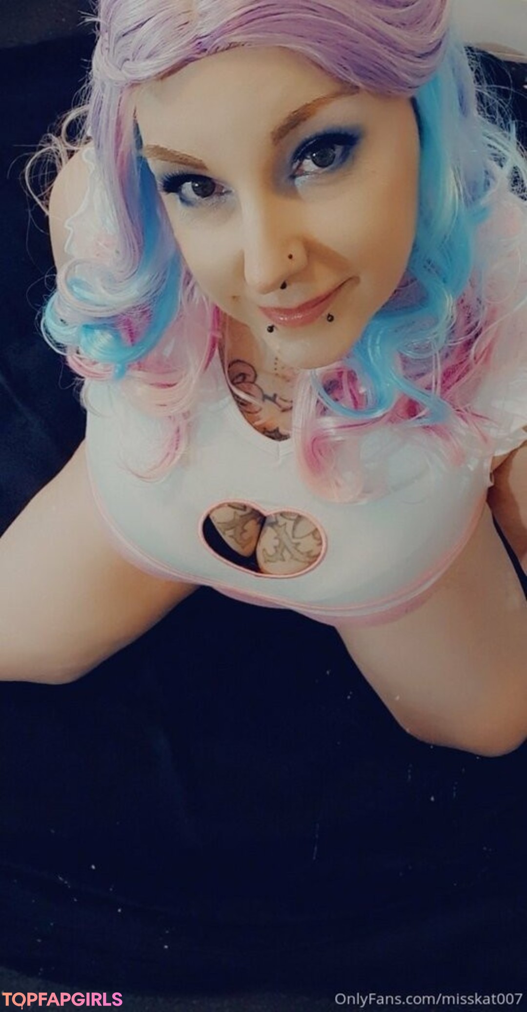 Foto desnuda filtrada de OnlyFans de Therealmisskat #24 Foto desnuda filtrada de OnlyFans de Therealmisskat #24