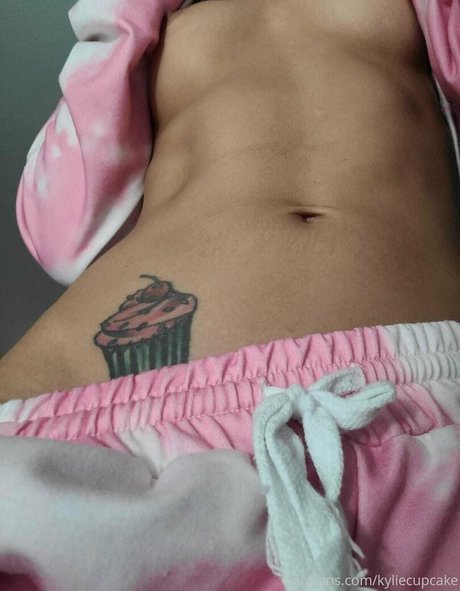 Foto desnuda filtrada de OnlyFans de Kyliecupcake