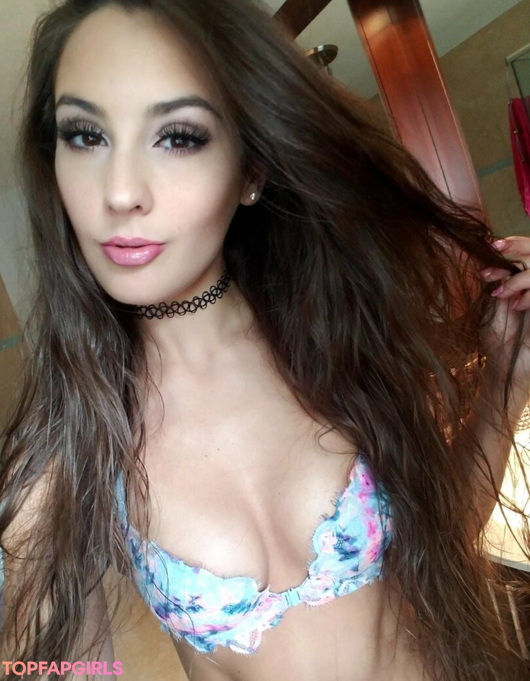 Foto desnuda filtrada de OnlyFans de Kyliecupcake #87 Foto desnuda filtrada de OnlyFans de Kyliecupcake #87