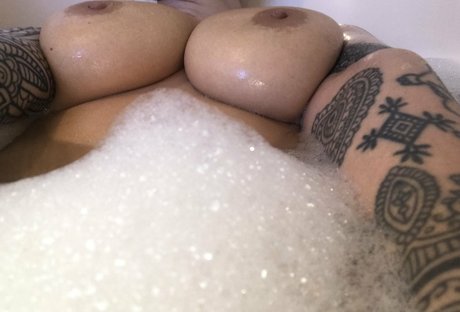 Foto desnuda filtrada de OnlyFans de Alicesey