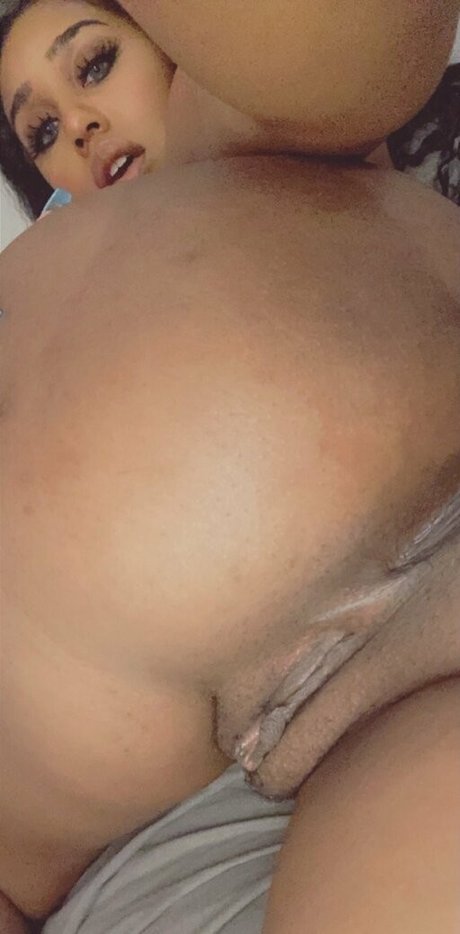 Foto desnuda filtrada de OnlyFans de Savannahskye