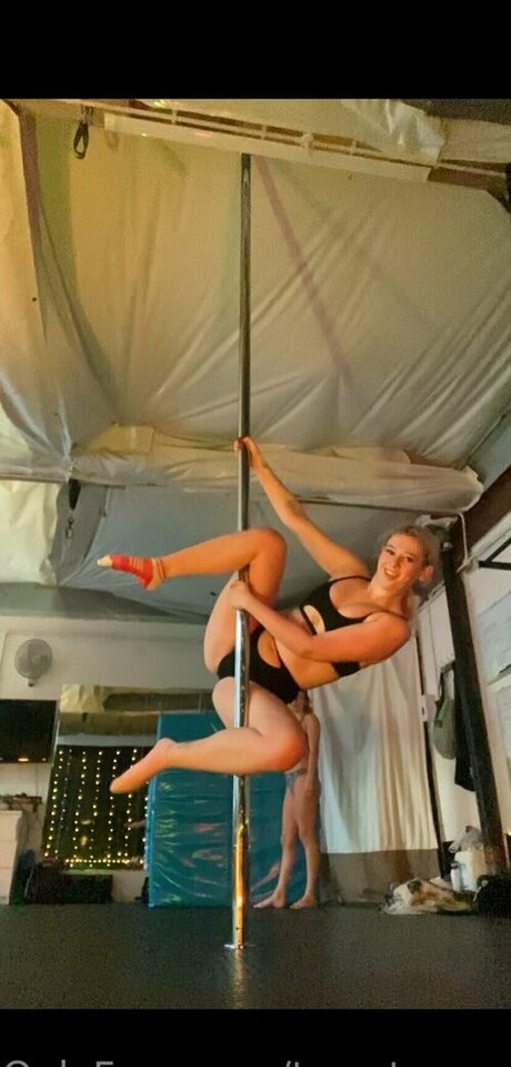 Foto desnuda filtrada de OnlyFans de Twentypercentdisgusting