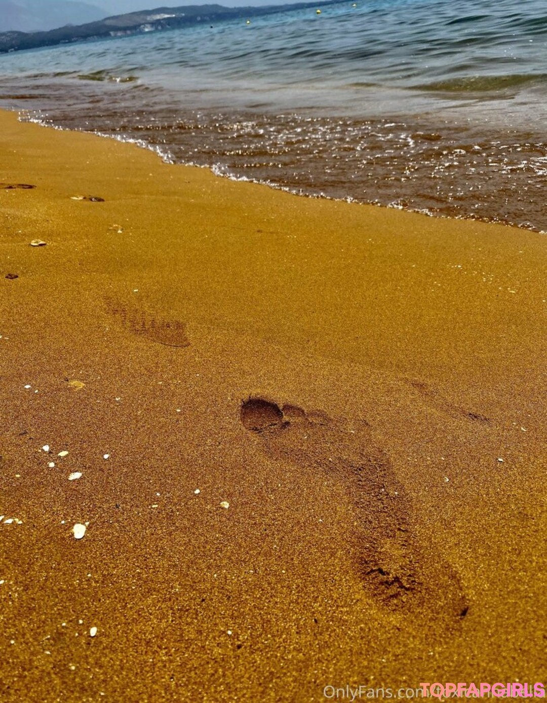 Foto desnuda filtrada de OnlyFans de Toxicannabella #34 Foto desnuda filtrada de OnlyFans de Toxicannabella #34