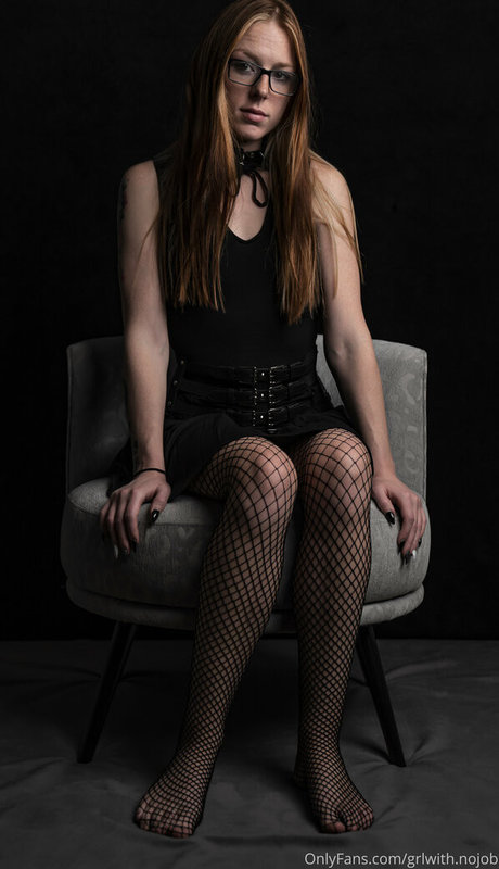 Grlwith.nojob