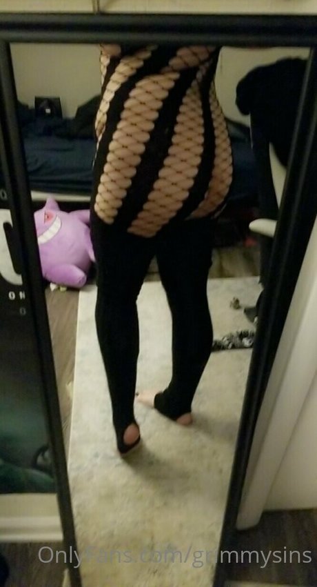 Foto desnuda filtrada de OnlyFans de Grimmysins