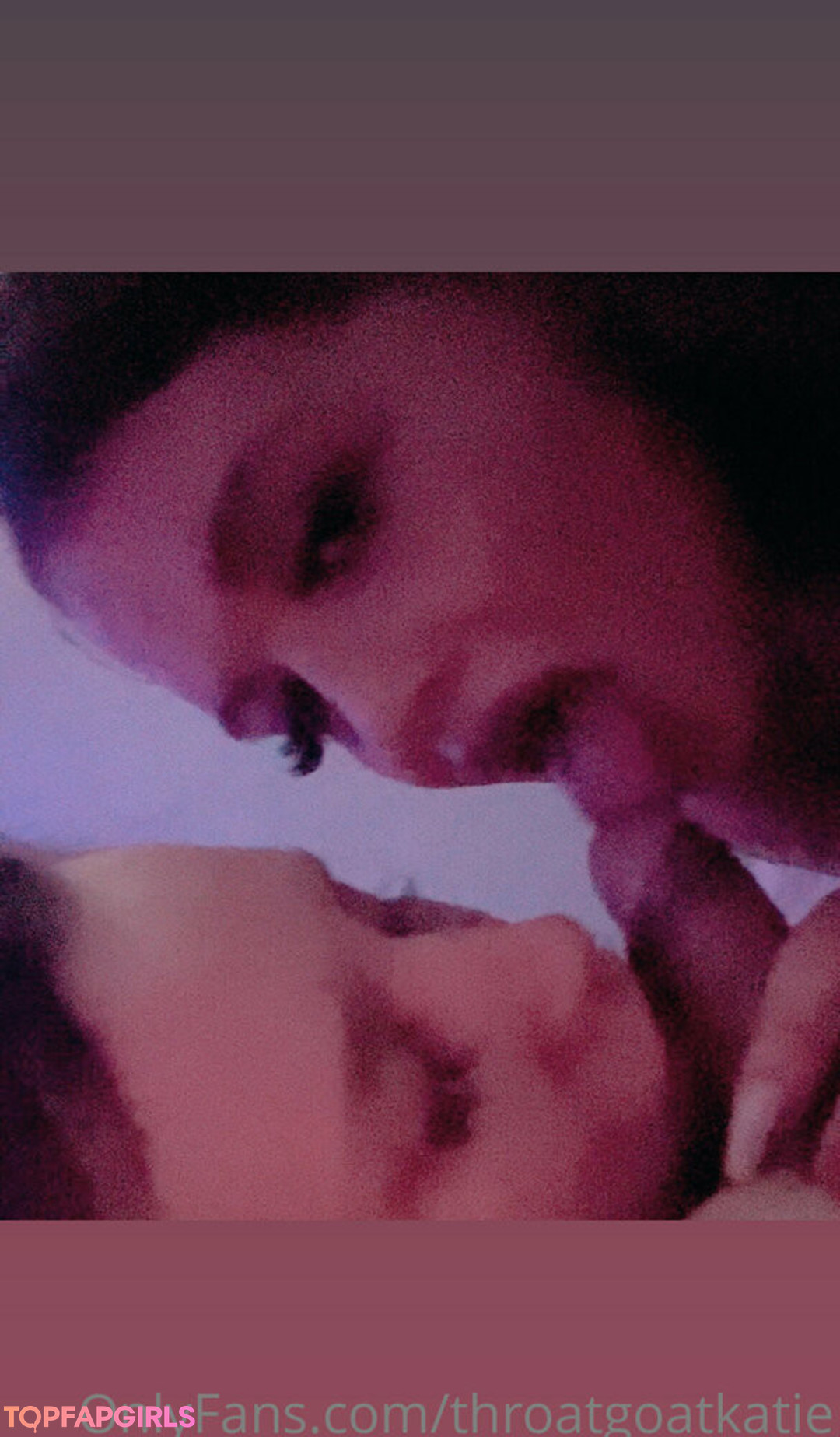 Foto desnuda filtrada de OnlyFans de Throatgoatkatie #13 Foto desnuda filtrada de OnlyFans de Throatgoatkatie #13