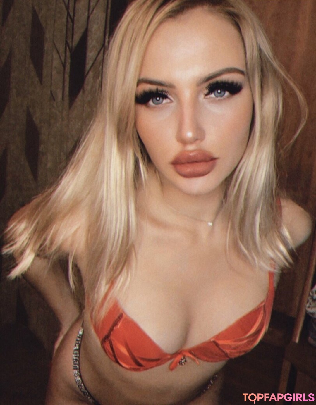 Foto desnuda filtrada de OnlyFans de Bellacherry69 #77 Foto desnuda filtrada de OnlyFans de Bellacherry69 #77