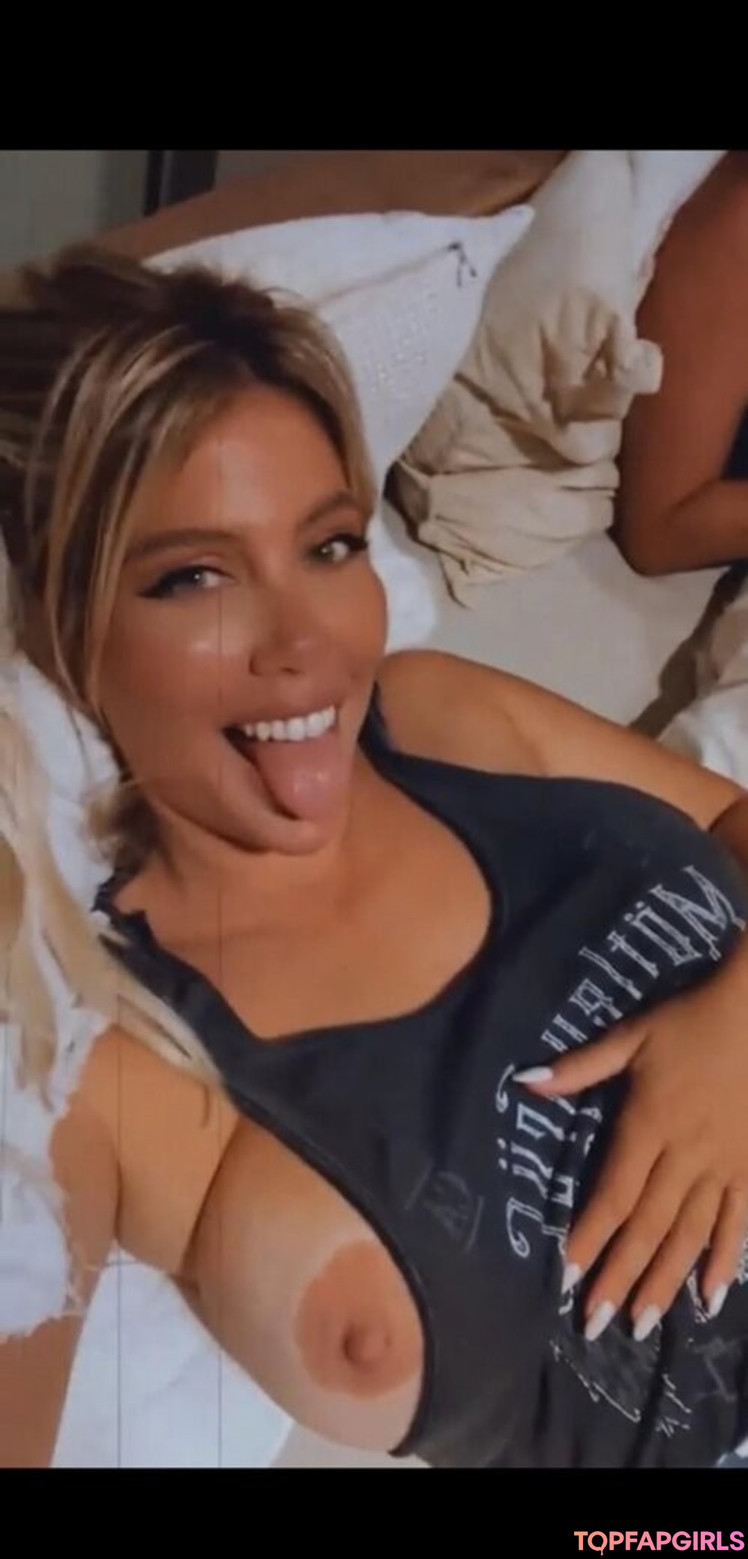 Foto desnuda filtrada de OnlyFans de Wanda Nara #181 Foto desnuda filtrada de OnlyFans de Wanda Nara #181
