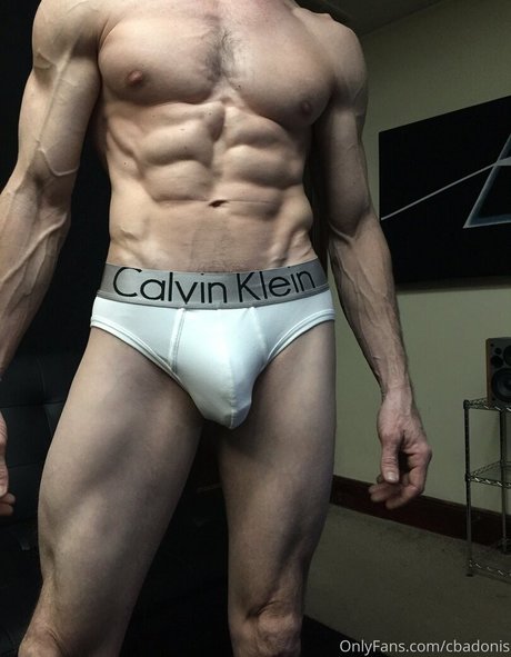 Foto desnuda filtrada de OnlyFans de Cbadonis
