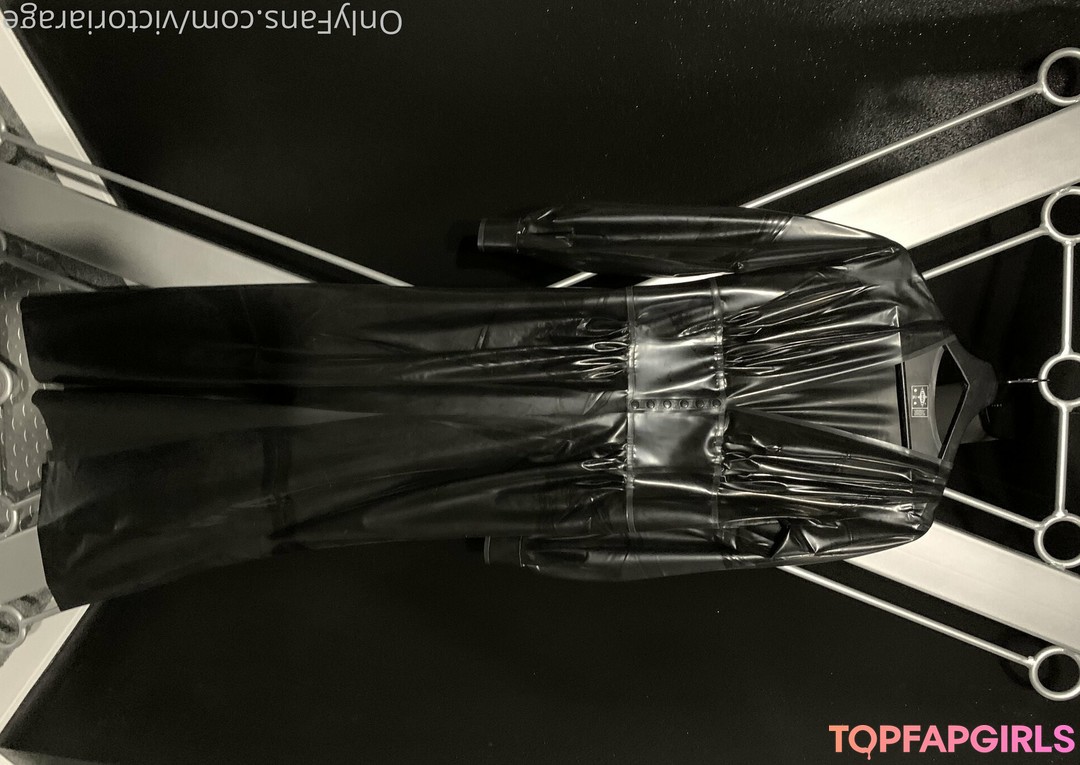 Foto desnuda filtrada de OnlyFans de Victoriarage #84 Foto desnuda filtrada de OnlyFans de Victoriarage #84