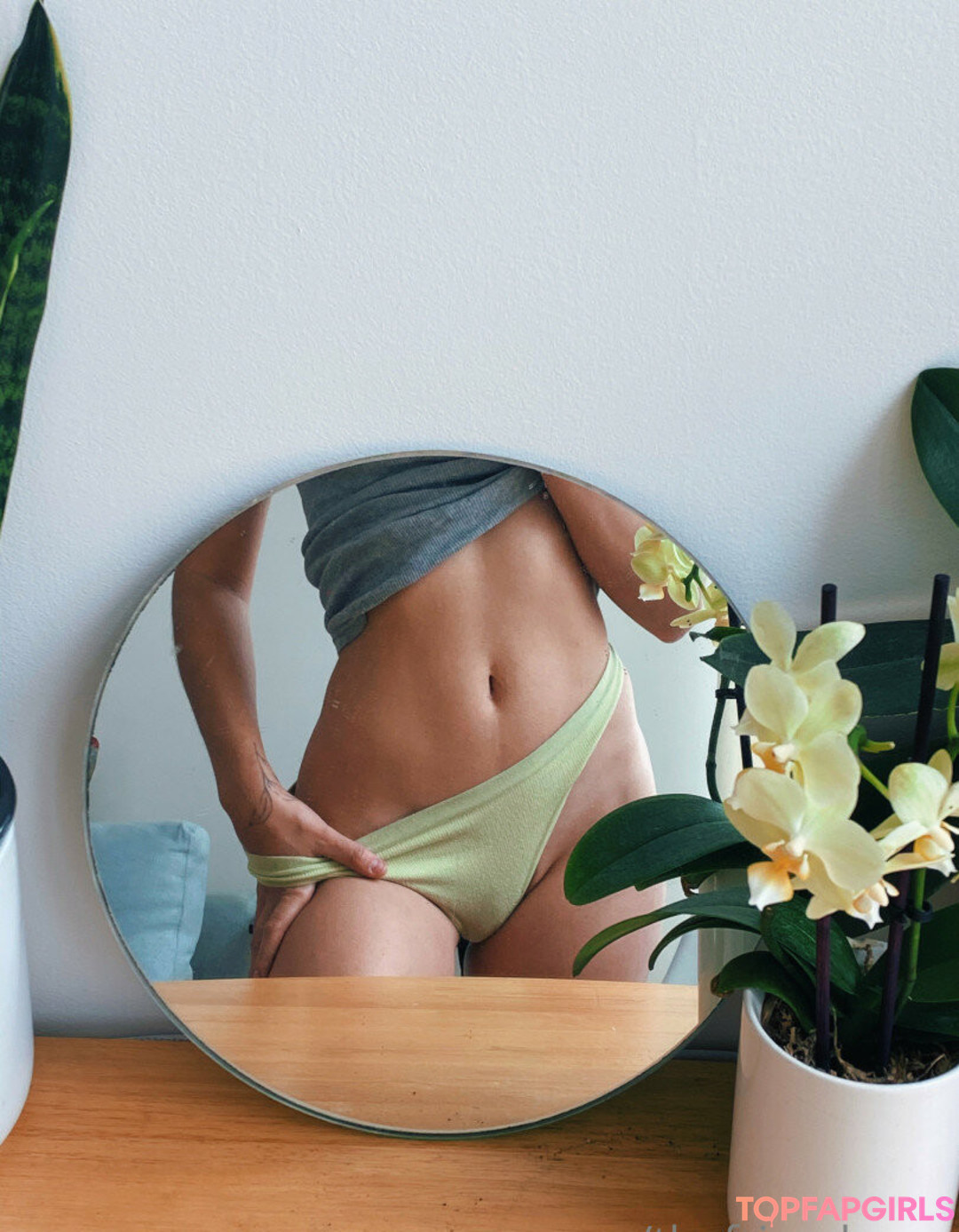 Foto desnuda filtrada de OnlyFans de Thefriendzone #14 Foto desnuda filtrada de OnlyFans de Thefriendzone #14