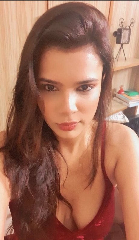Foto desnuda filtrada de OnlyFans de Shraddhaforyou