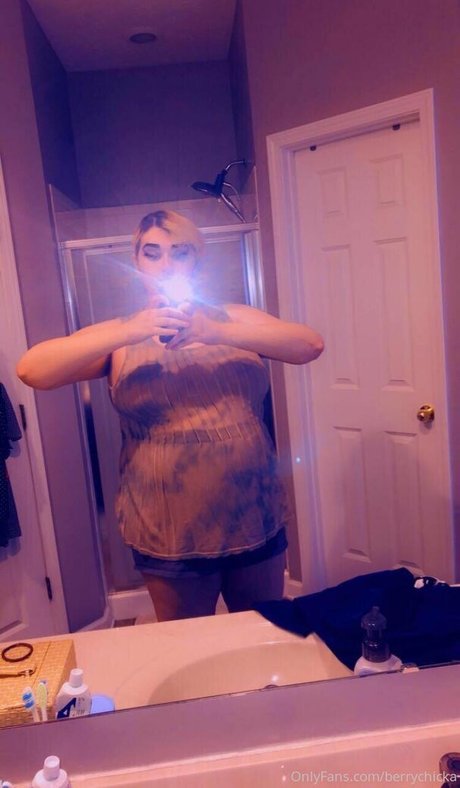 Foto desnuda filtrada de OnlyFans de Berrychicka